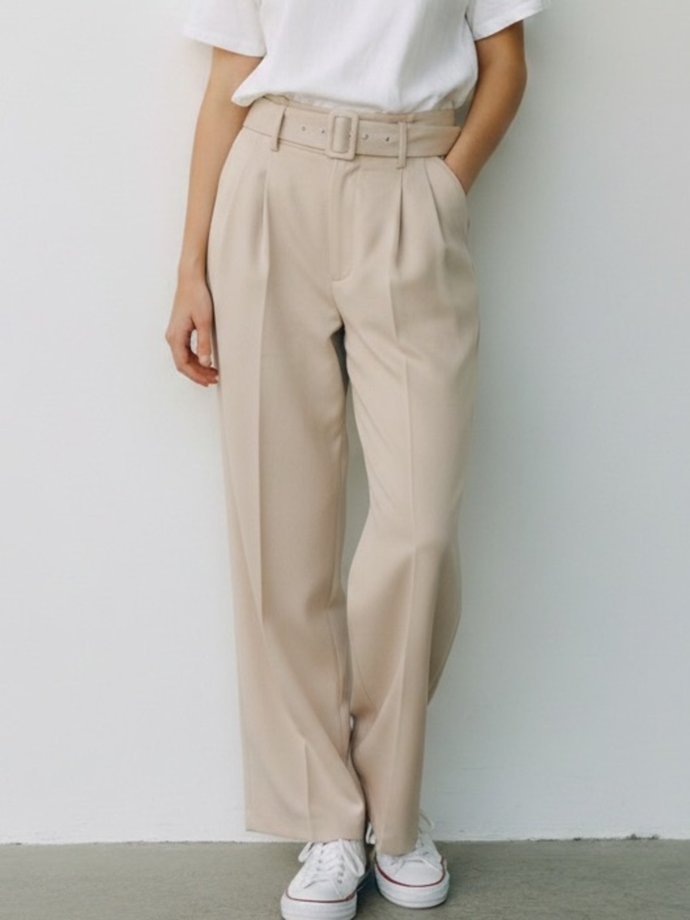 ASOS high-waisted paperbag waist wide-leg trouser cream Size 12 NWT
